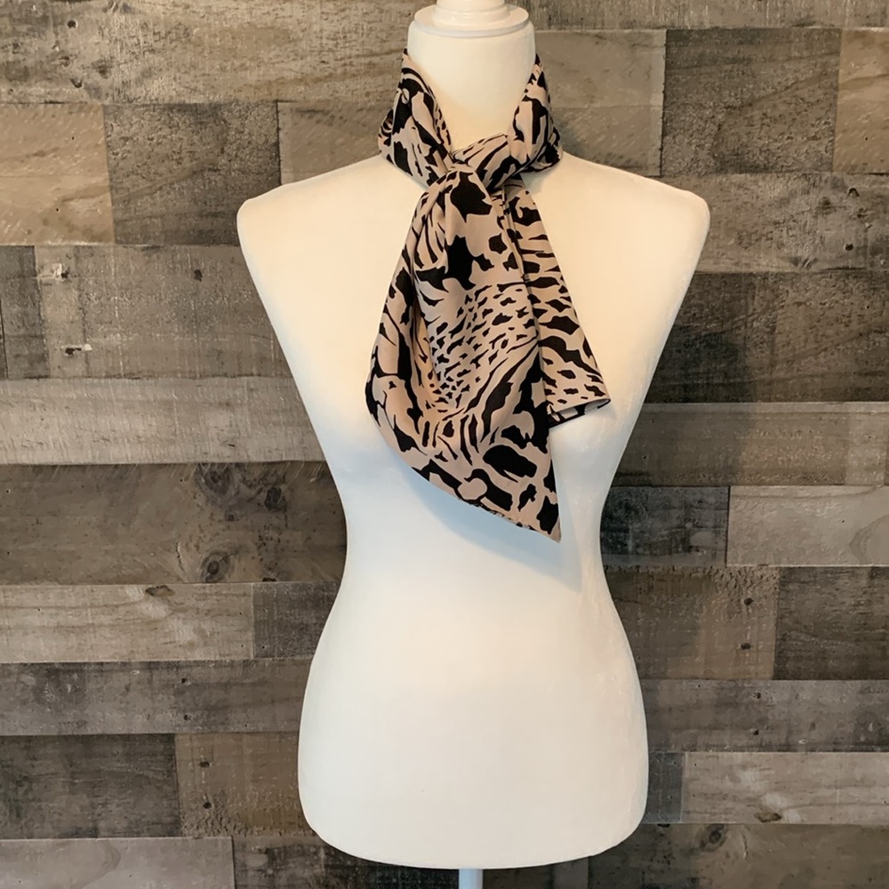 Handmade Leopard Print Scarf - Picture 2 of 16